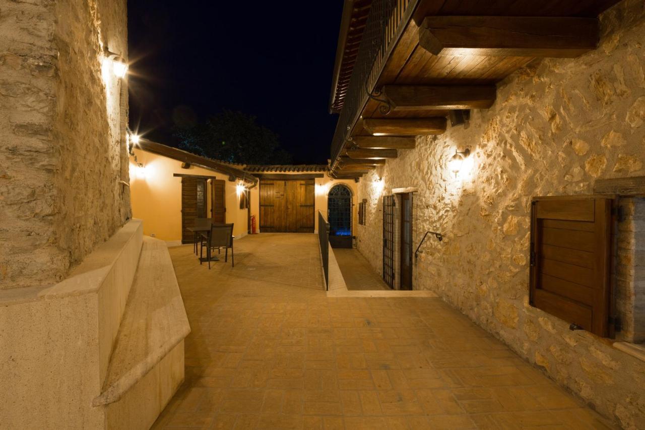 Borgo Incantato Spoleto Pompagnano Exterior foto